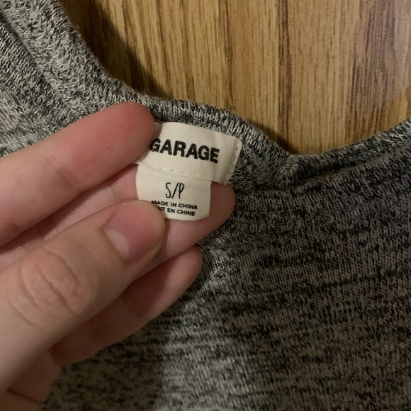 Garage high-low flowy tee - Picture 4 of 8